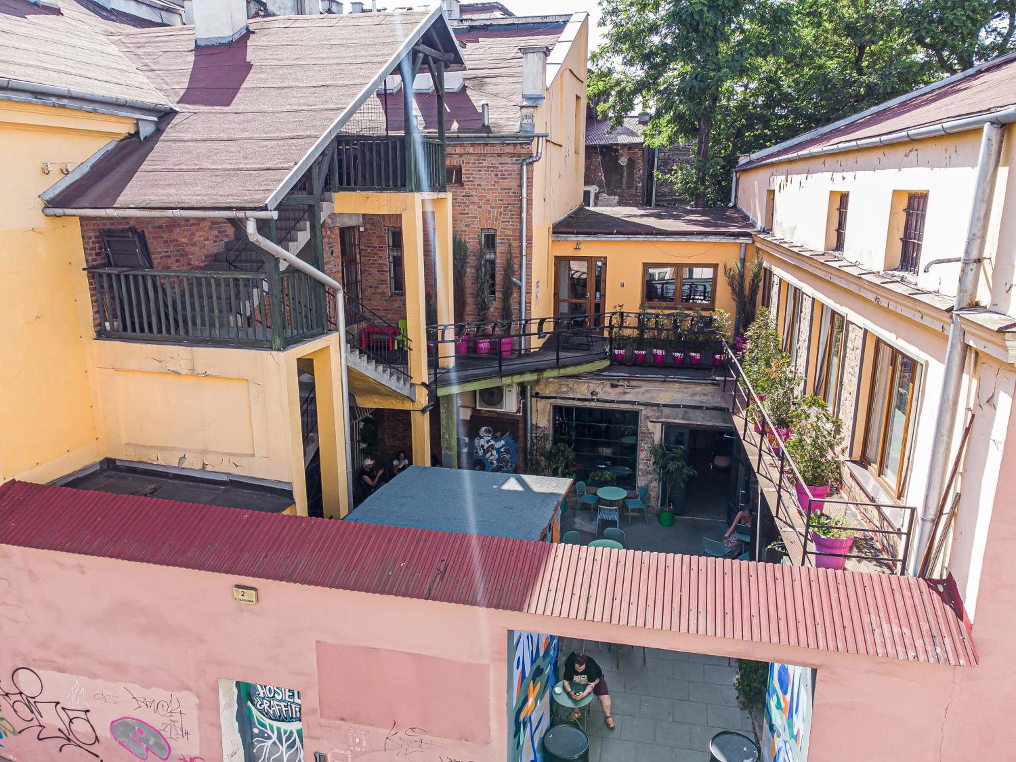 Hostel Graffiti Krasków Exterior foto